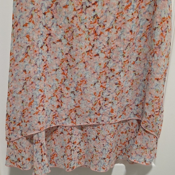 CAbi "Bella" Floral Print Sleeveless Chiffon Blouse - Picture 12 of 16